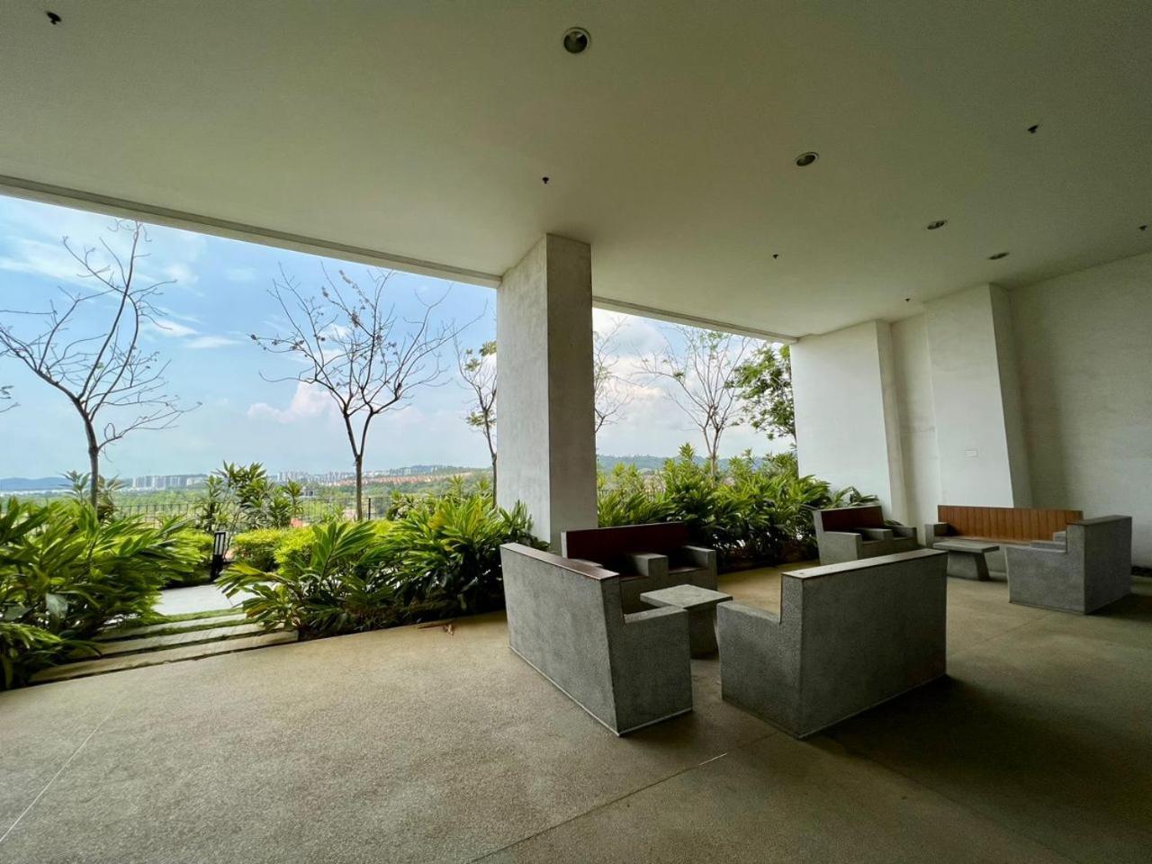 Apartment Home